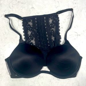 32B Victoria’s Secret racerback bra